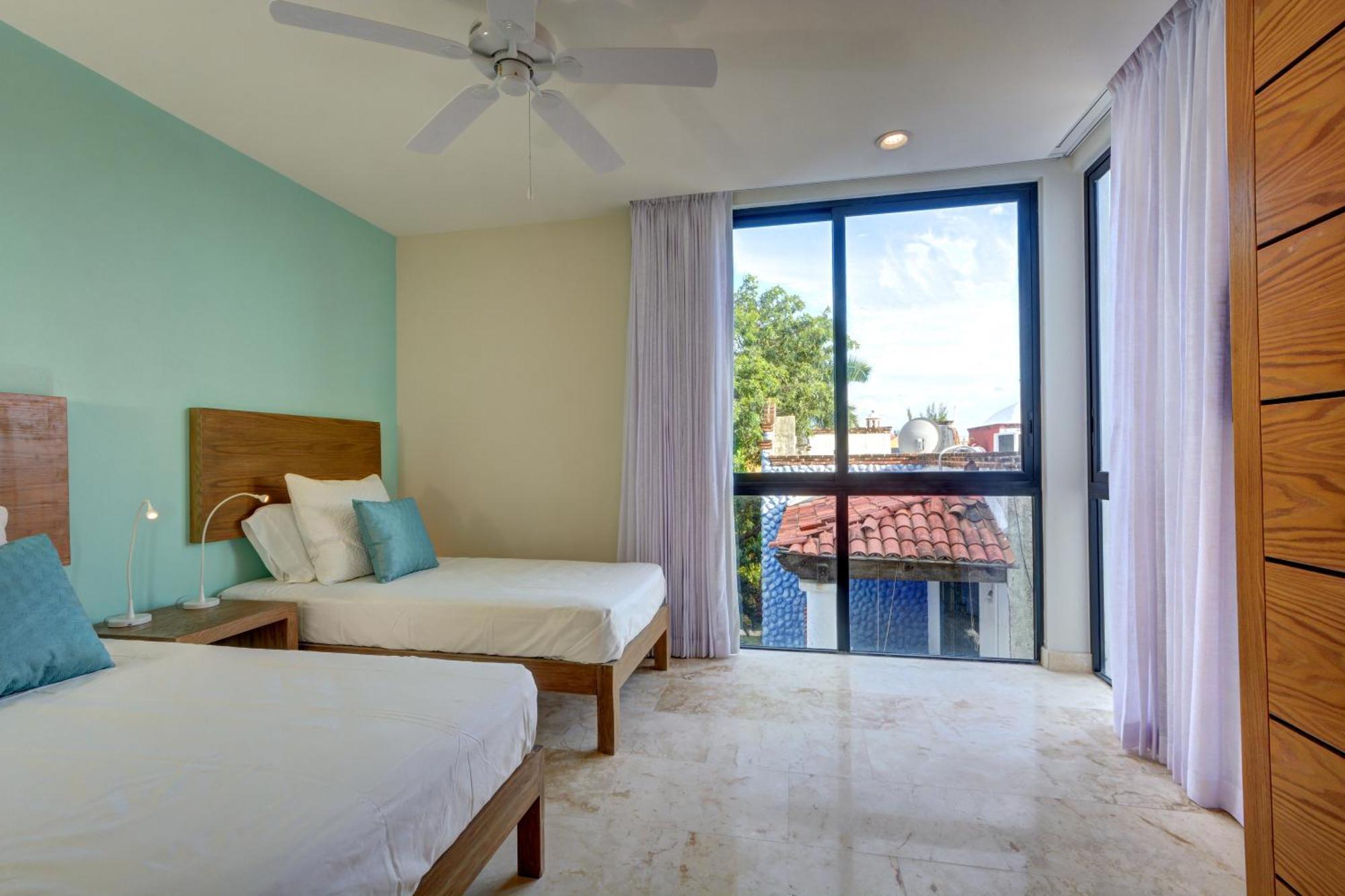 Anah Suites By Las Flores Playa del Carmen Exterior photo