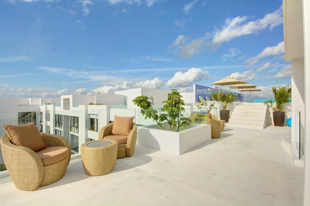 Anah Suites By Las Flores Playa del Carmen Room photo